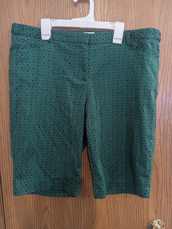 Laundry By Shelli Segal Pants - Laundry by Shelli Segal Geometric Bermuda Chino Honey Comb Green Navy Shorts-14